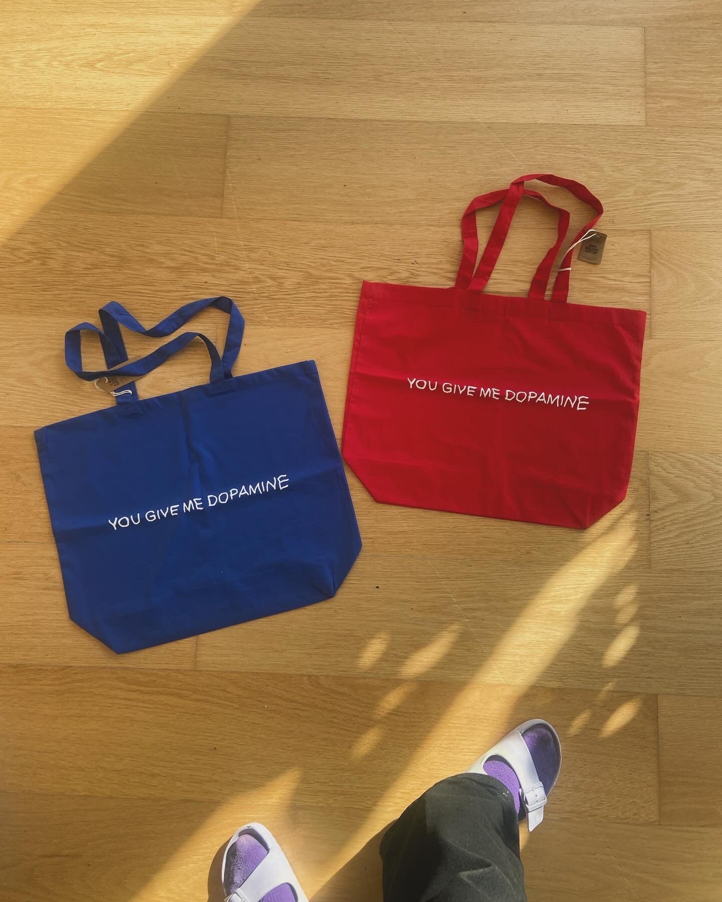Dopamine Slogan Large organic Tote Bag in Blue