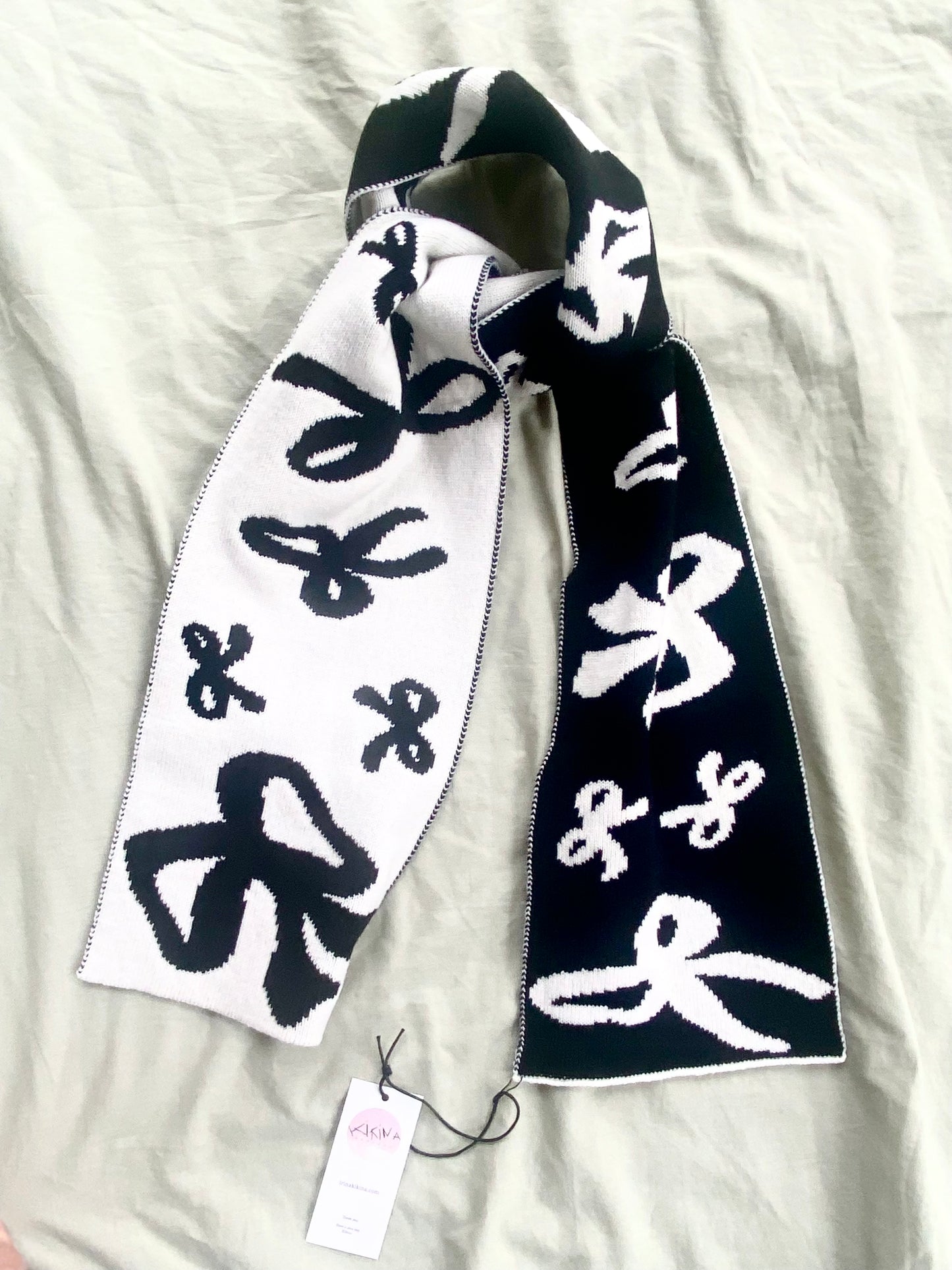 Bow Wool and Cashmere Scarf