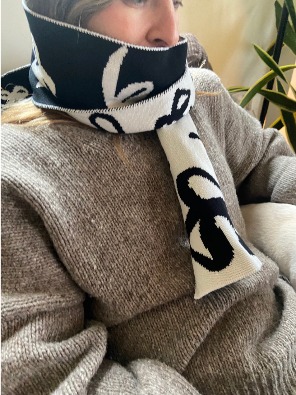 Bow Wool and Cashmere Scarf