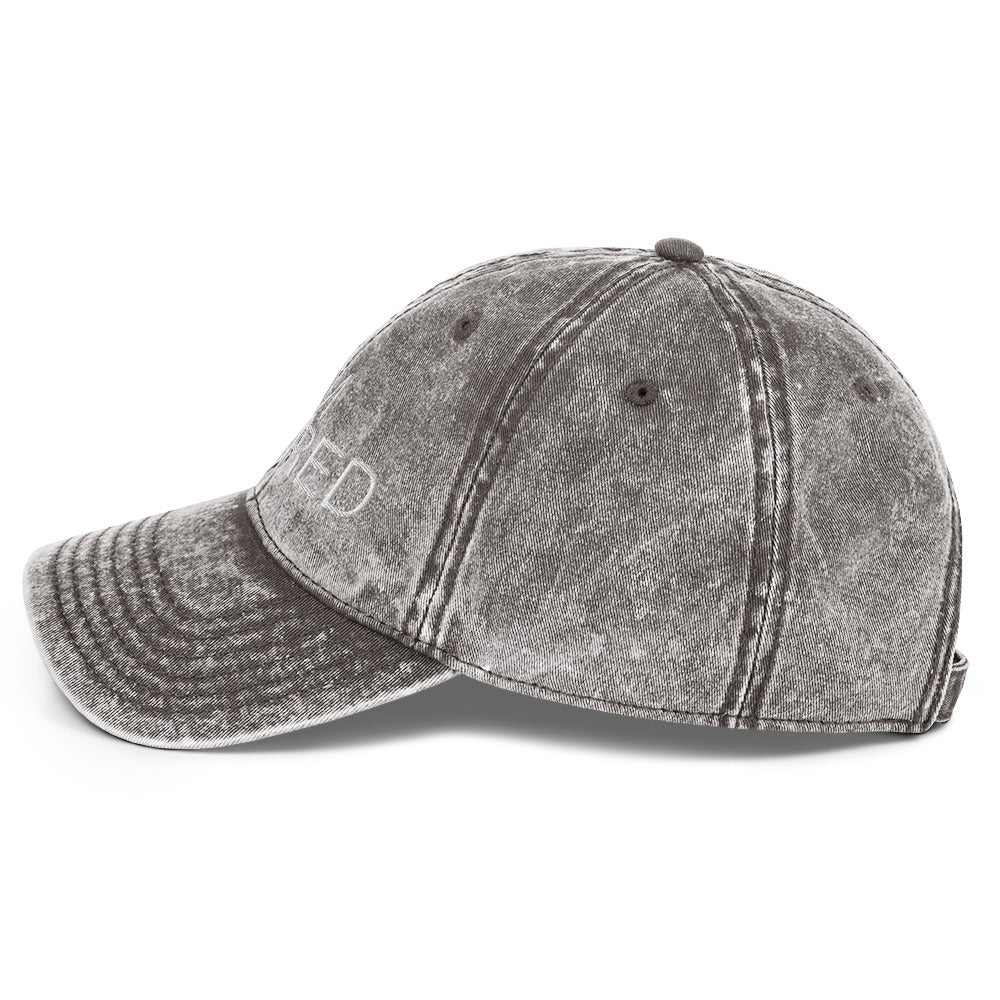 I'm Retired Embroidered Slogan Washed Cotton Cap in Light Grey