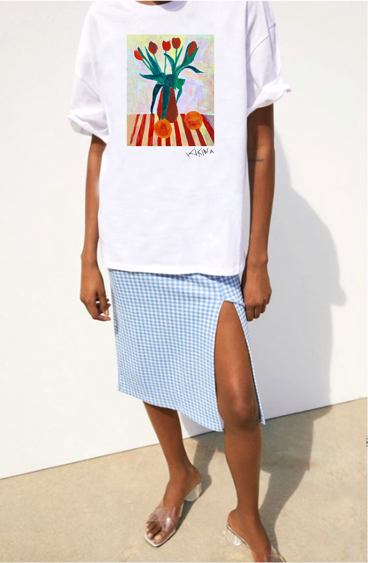 Naturmort. Tulips and Oranges. Organic Cotton Tee