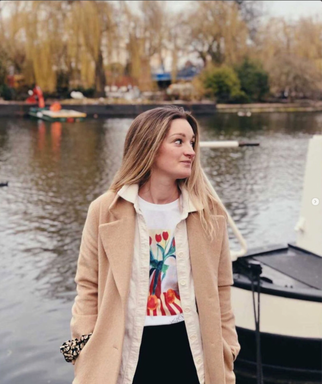Naturmort. Tulips and Oranges. Organic Cotton Tee