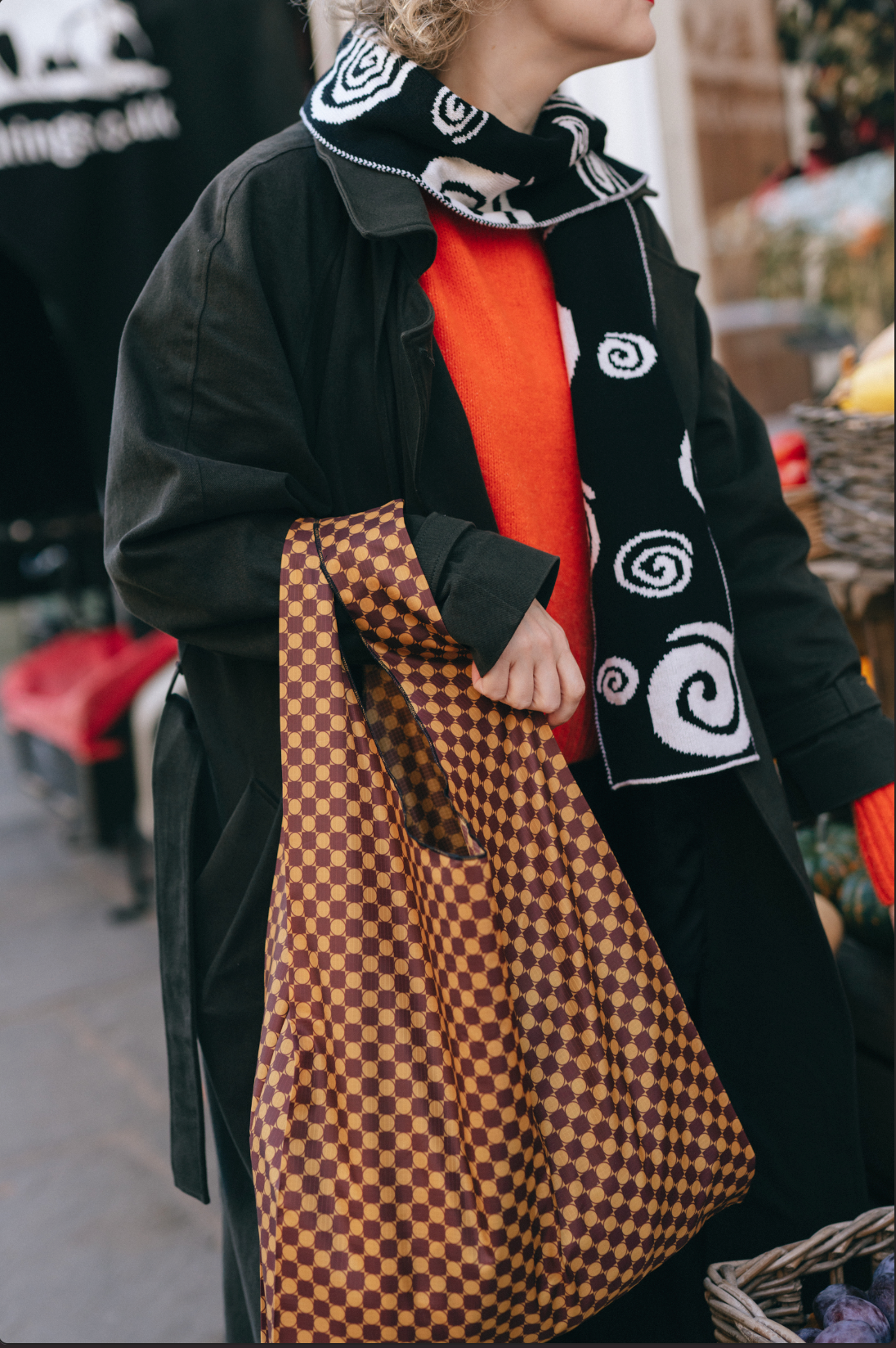 Louise Spiral Cashmere and Wool Scarf in Monochrome
