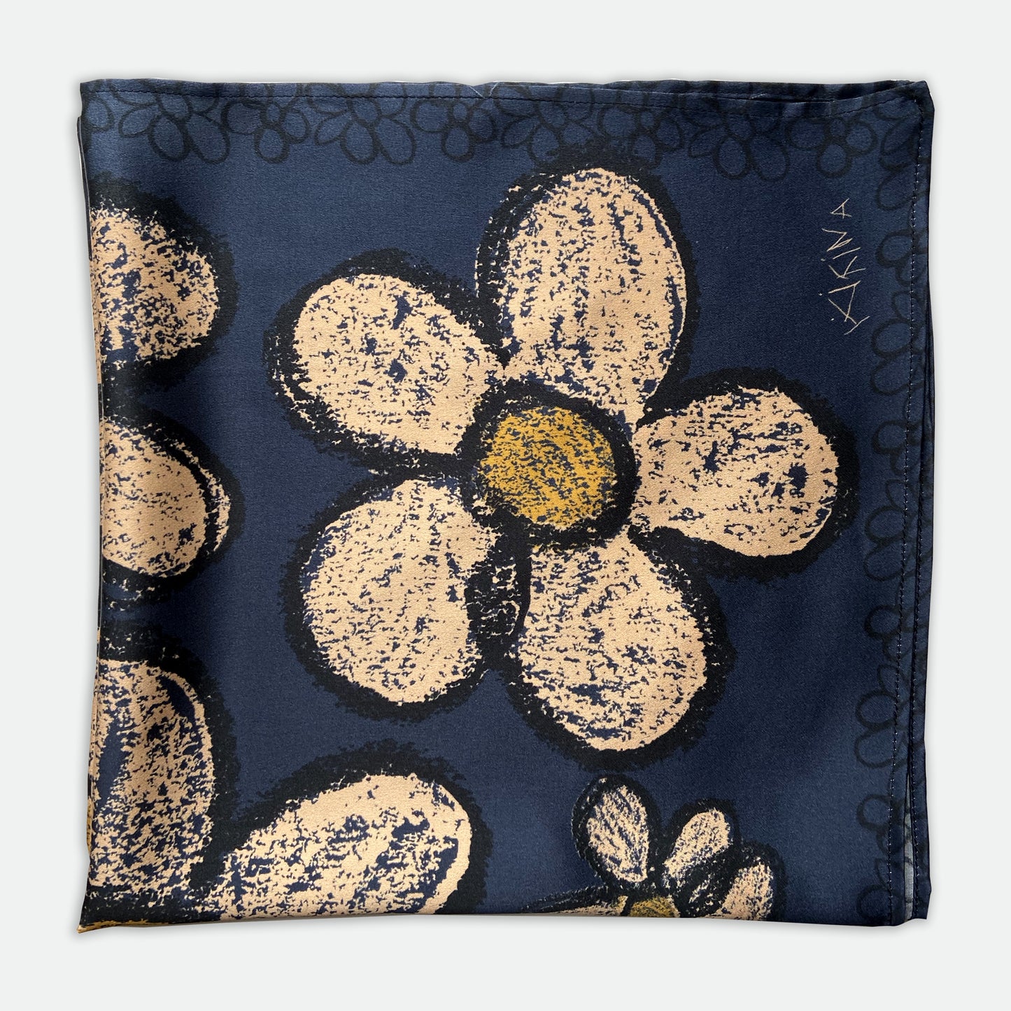 Large 70s Daisy Real Satin Silk Bandana