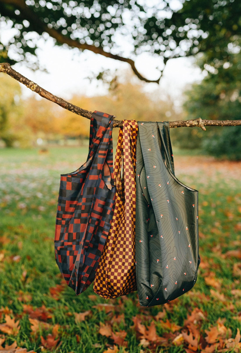 Checkered Parachute Print Shopper Bag