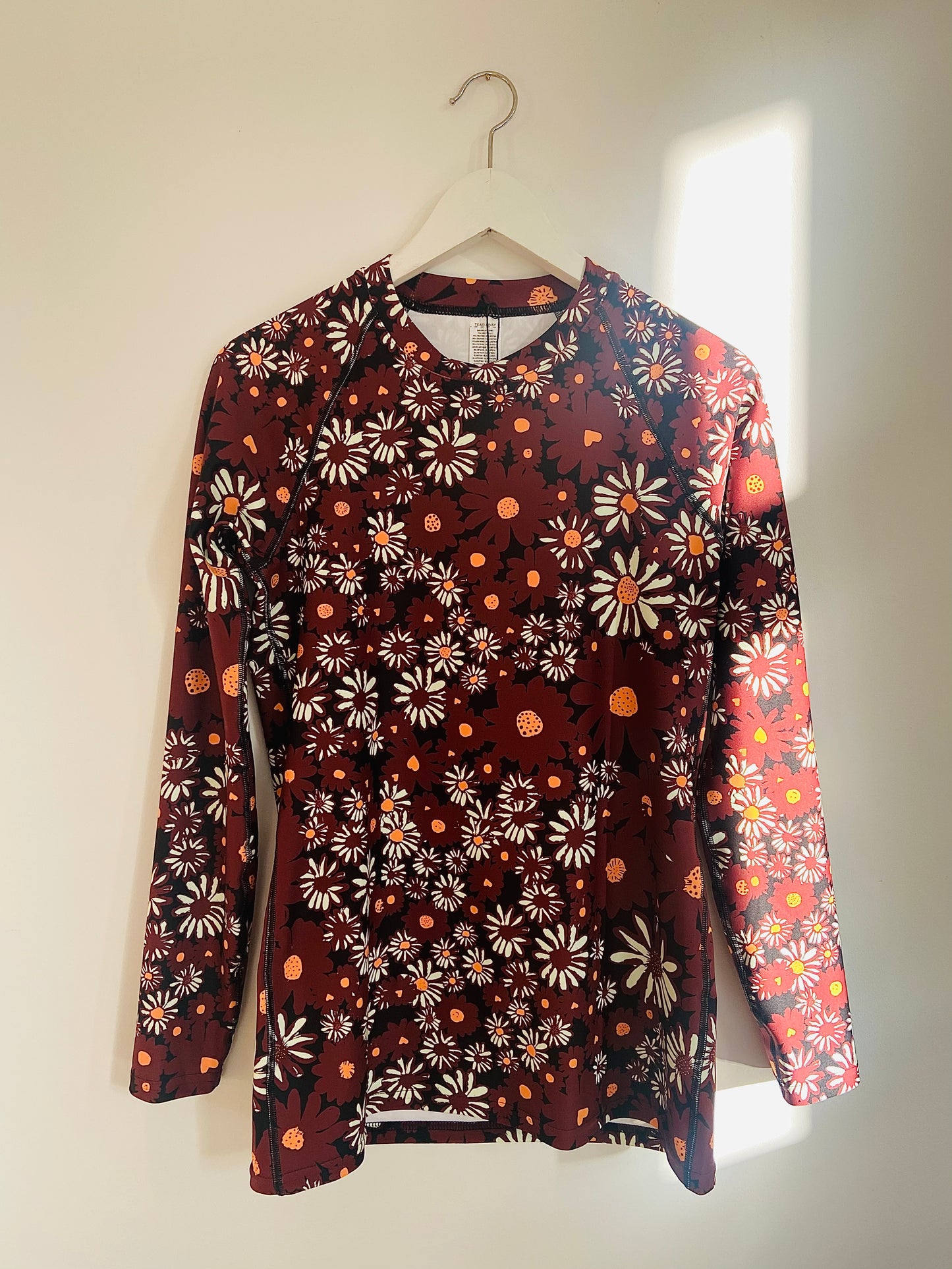 Daisy Print Women's Rash Guard in Chocolate Long Sleeve