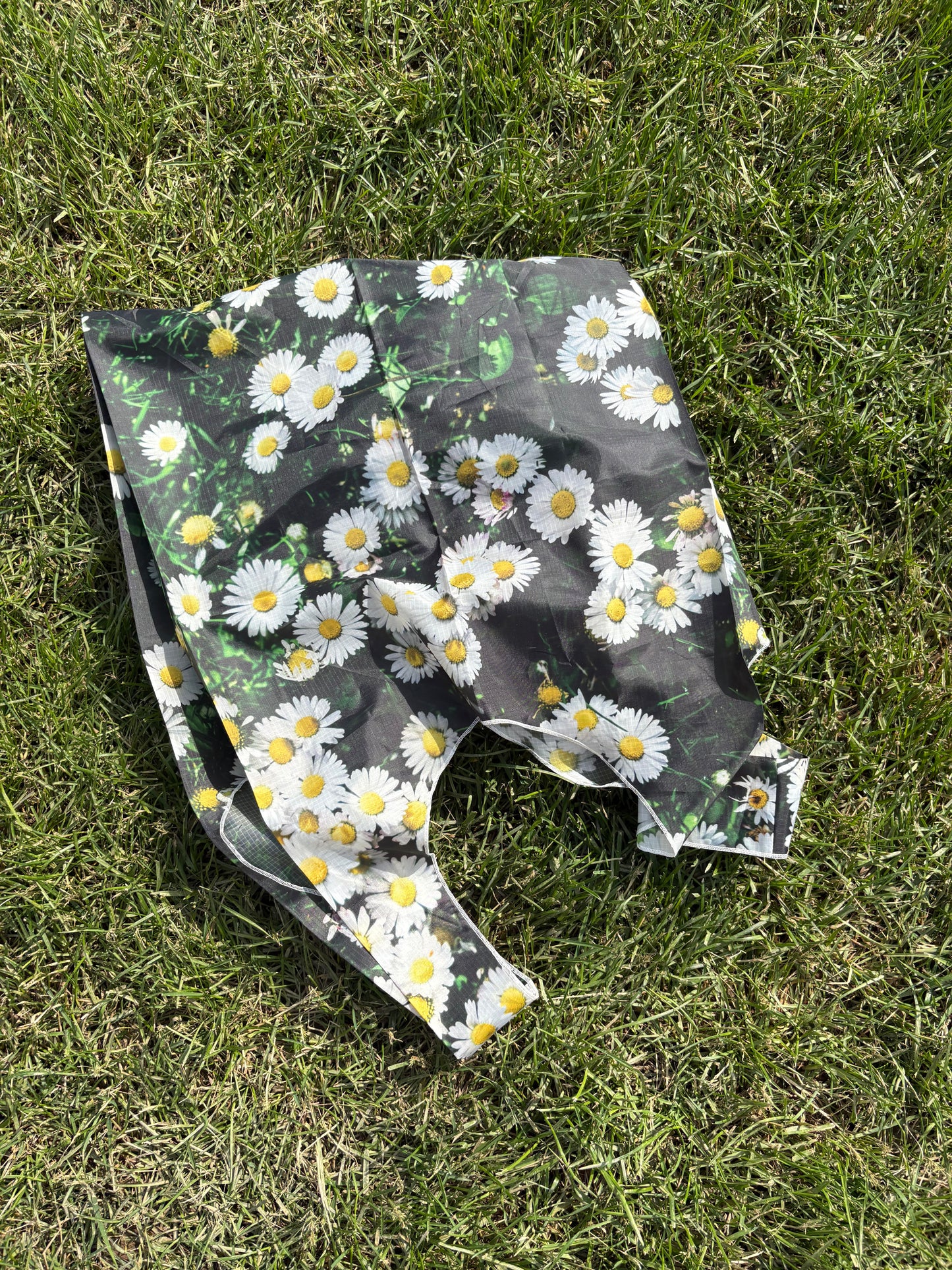 Daisy Meadow Waterproof Reusable Tote Bag