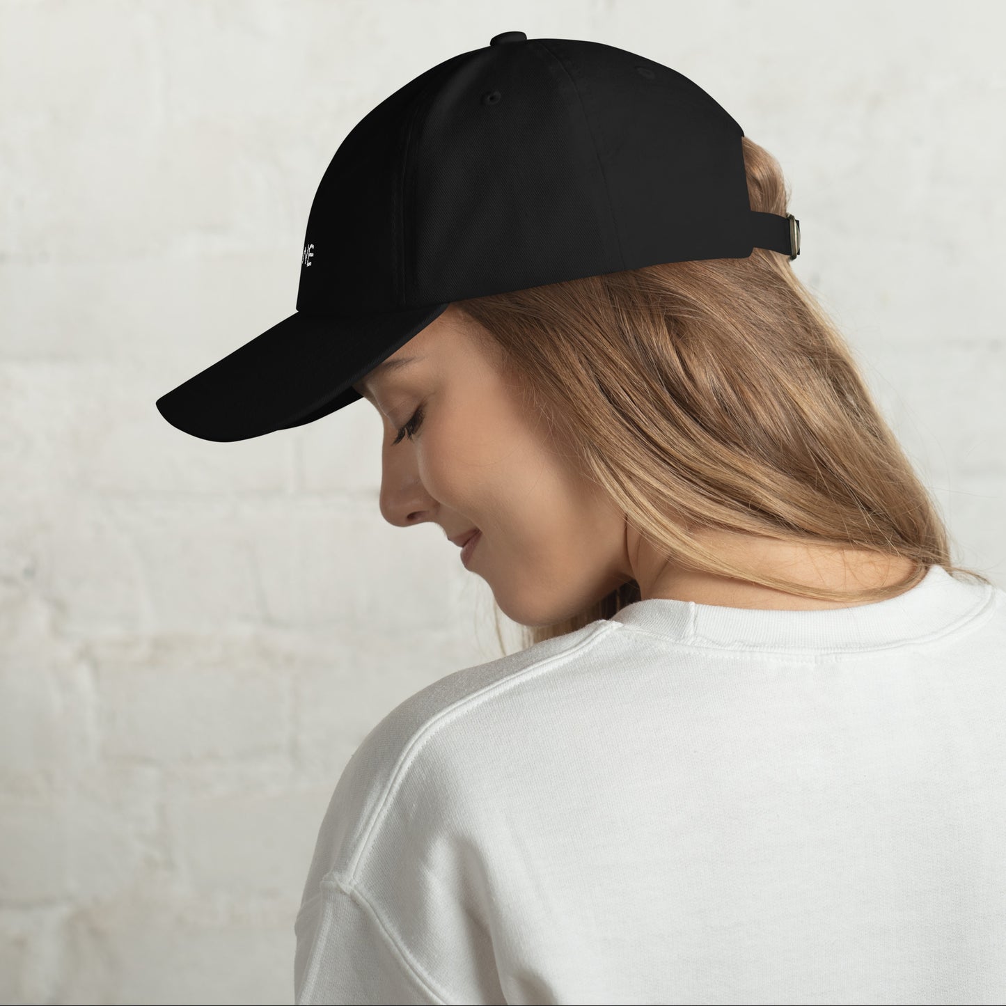 Dopamine Embroidered Baseball Hat in Bottle Green