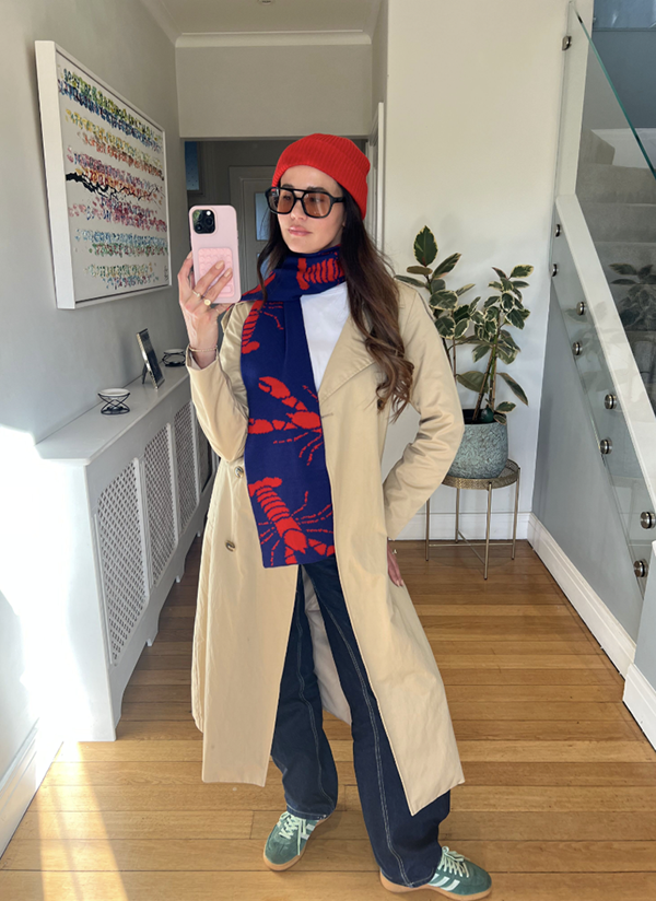 Lobster Wool and Cashmere Scarf in Red and Navy