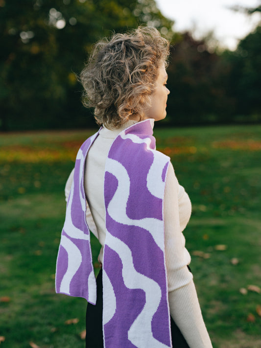 Wiggly Stripe Wool and Cashmere Scarf in Beige And Purple
