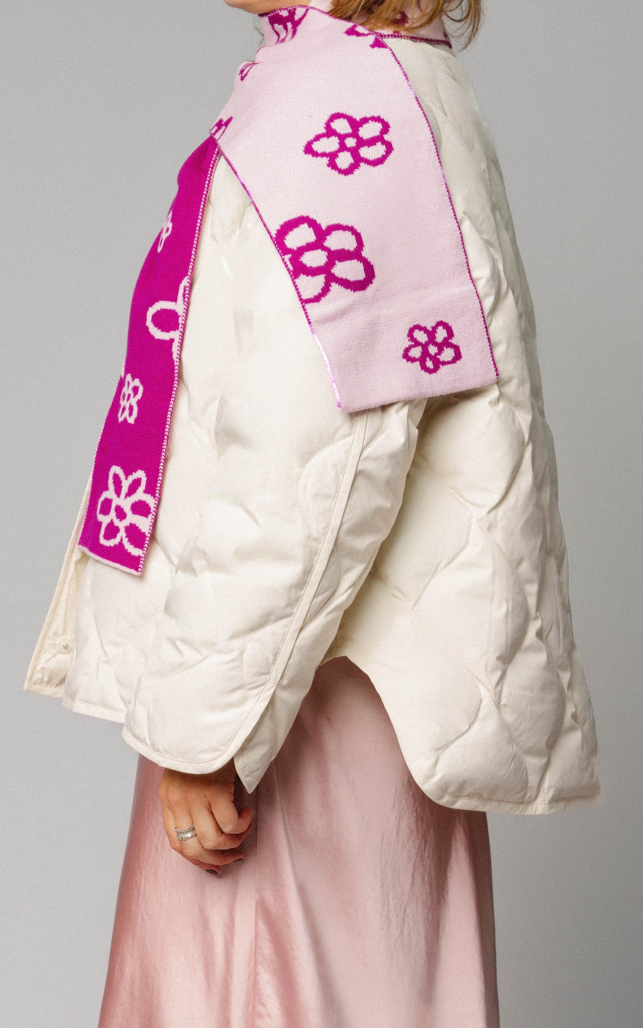 Daisy Wool and Cashmere Scarf in Wine and Pink