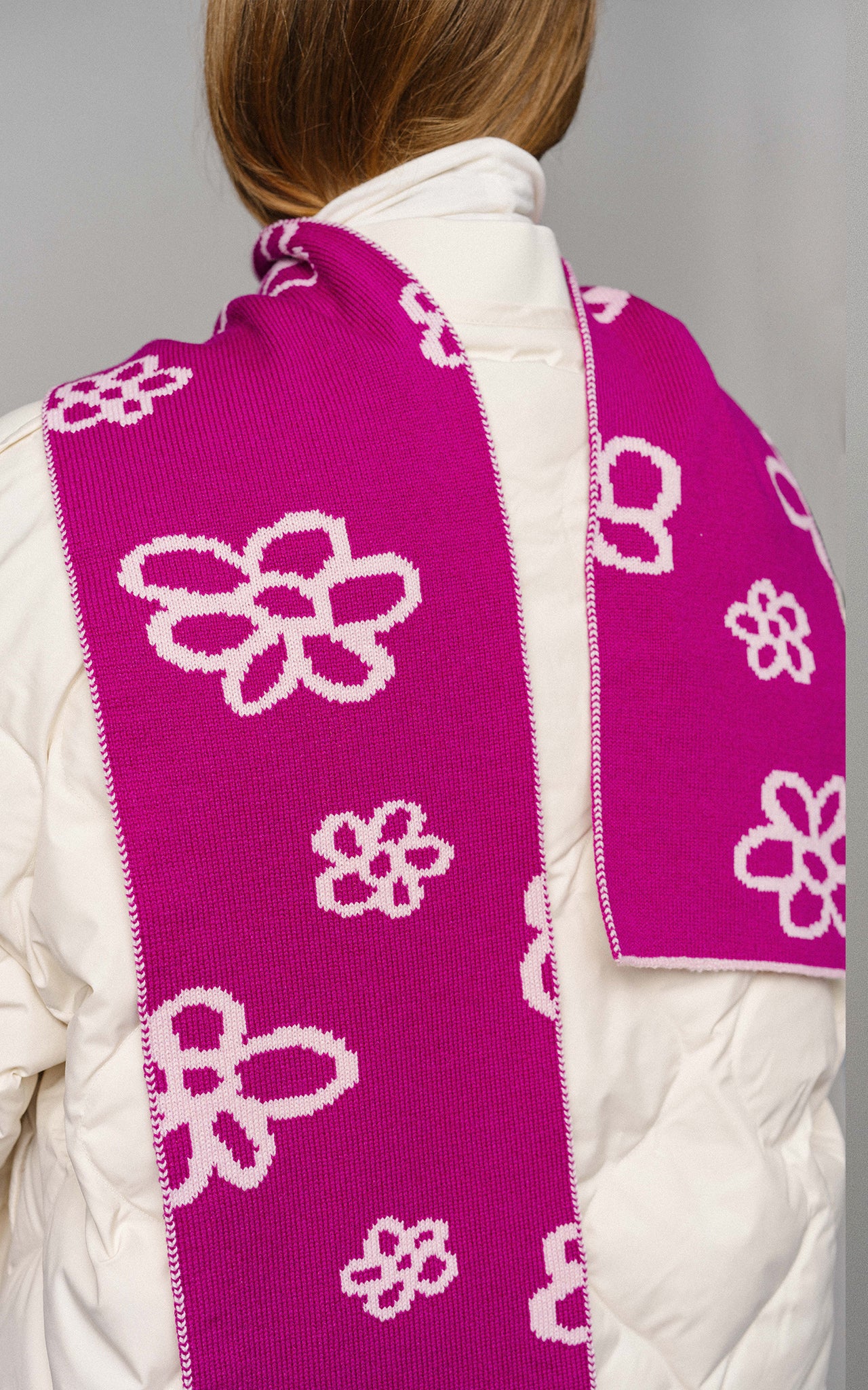 Daisy Wool and Cashmere Scarf in Wine and Pink