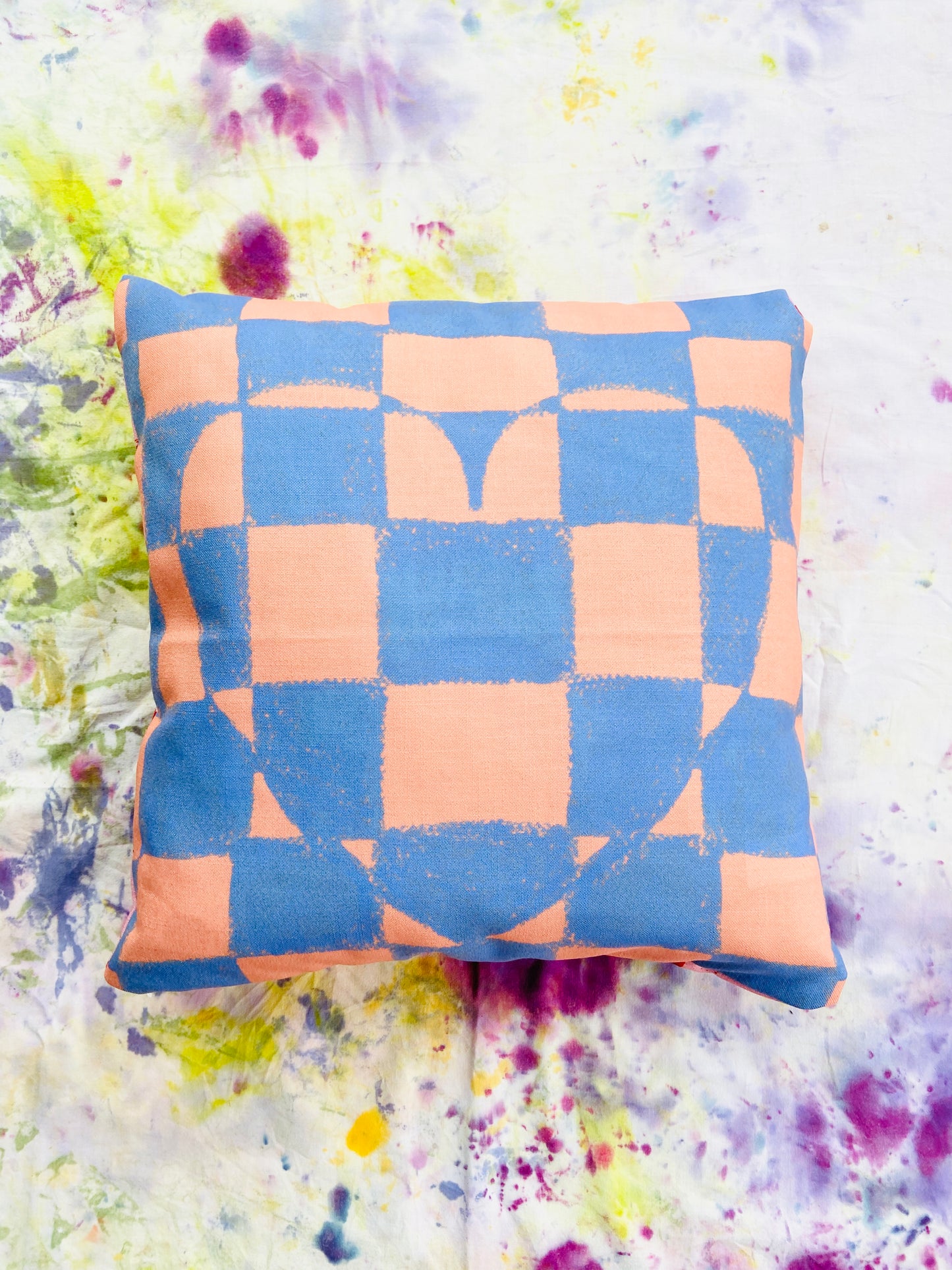 Checkered Heart Reversible Linen Look Cushion