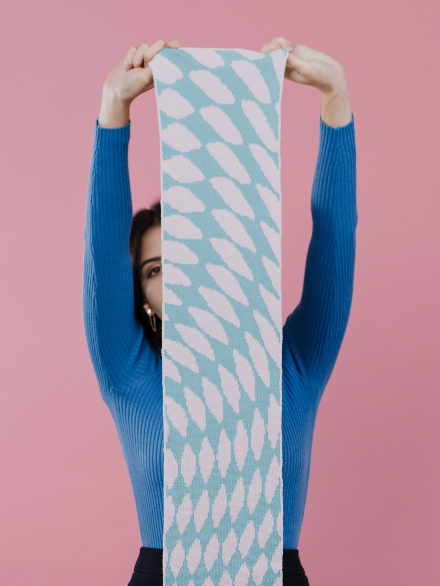 Checkered Wool and Cashmere Scarf in Blue and Pink